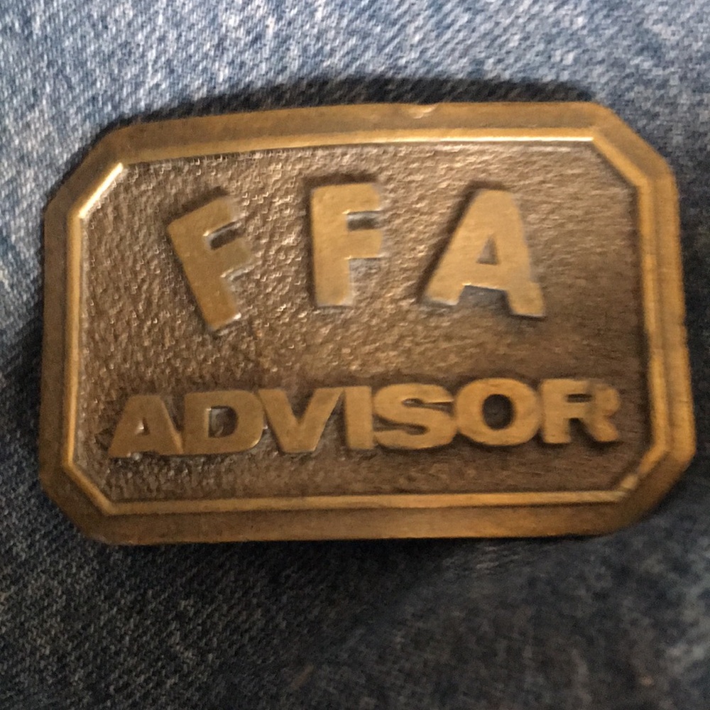 Brass ‘FFA Advisor’ Belt buckle; just in time for Father’s Day💙.